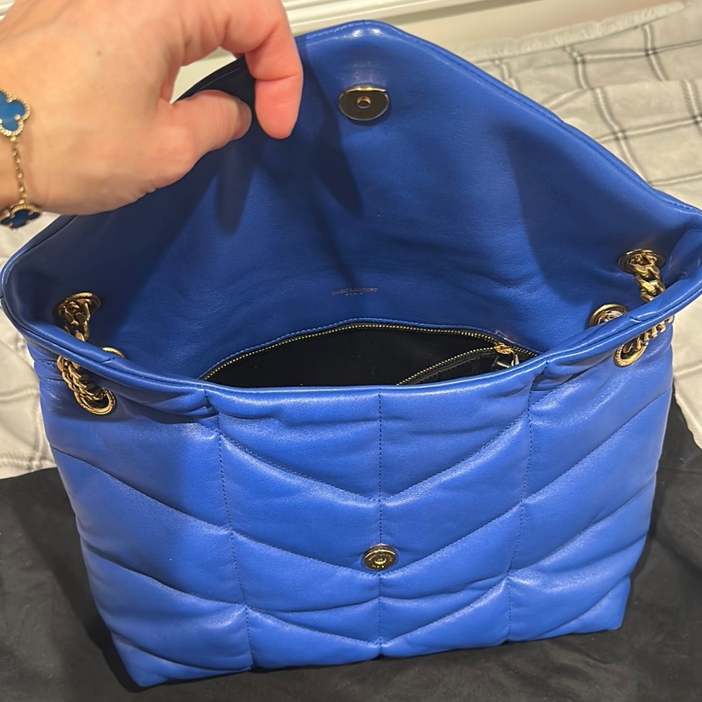 Yves Saint Laurent Blue Gold Quilted Shoulder Bag - Picture 8 of 10